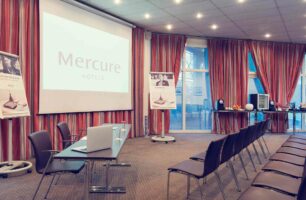 2799_sm_02_p_2048x1536